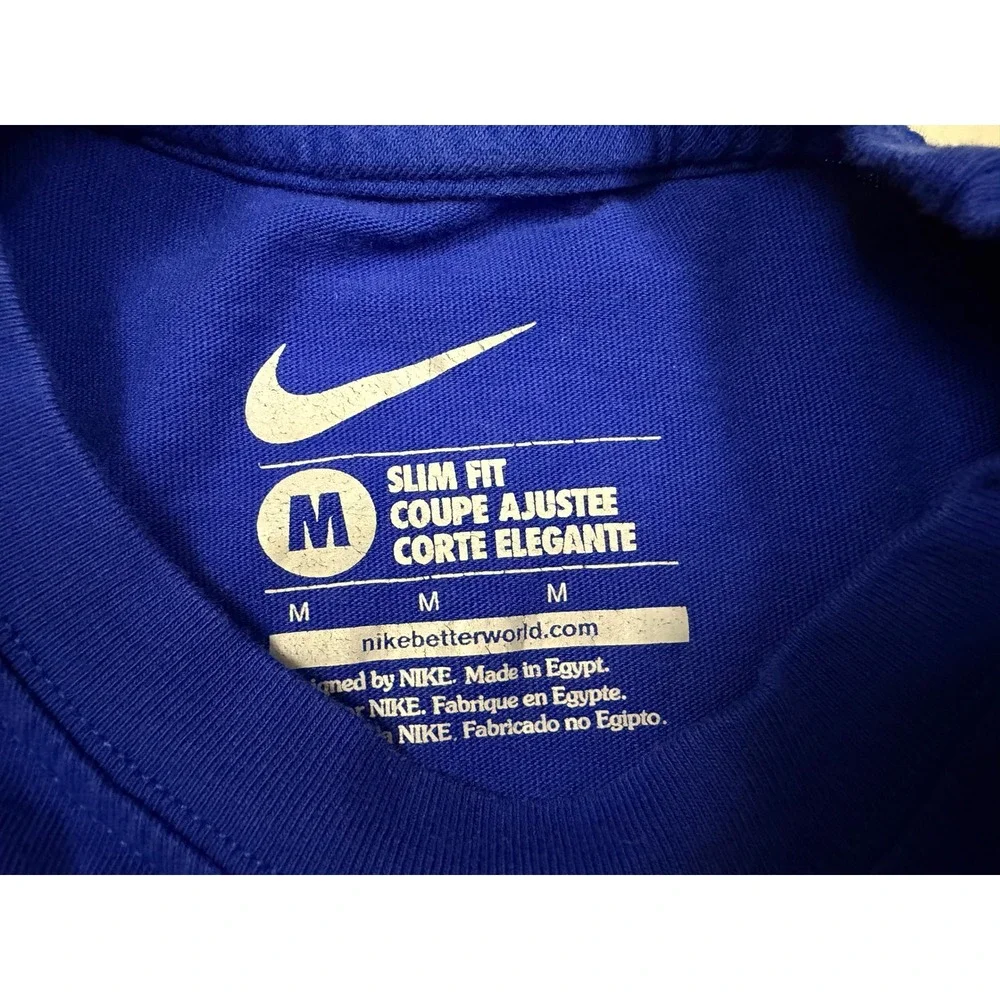 Nike T-Shirt Manchester United FC Size M Blue Slim Fit Soccer‎ Graphic Tee